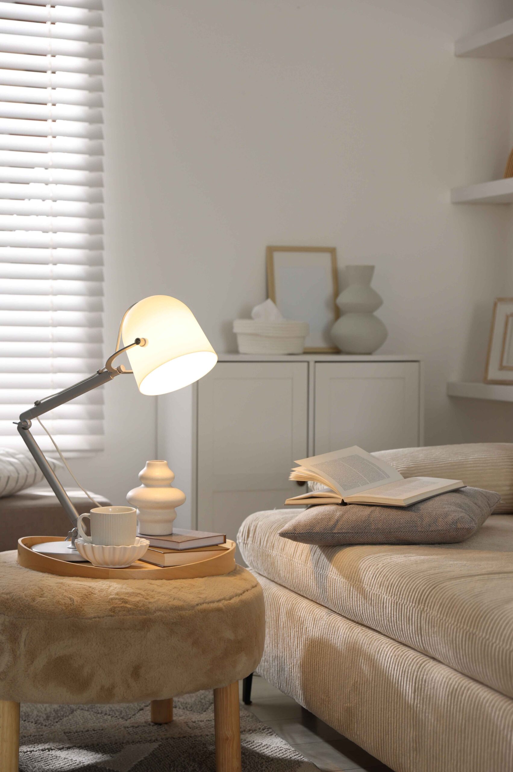 Cuarto con decoracion minimalista 